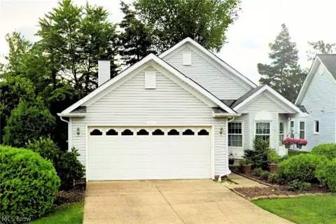 5365 Trumpeter Blvd, North Royalton, OH 44133