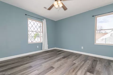 Bedroom - 1565 Douglas Rd, Wickliffe, OH 44092 photo 4 of 13