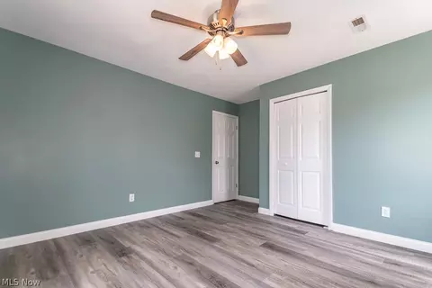 Bedroom - 1565 Douglas Rd, Wickliffe, OH 44092 photo 7 of 13