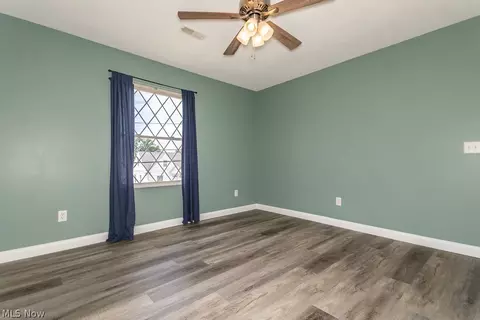 Bedroom - 1565 Douglas Rd, Wickliffe, OH 44092 photo 8 of 13