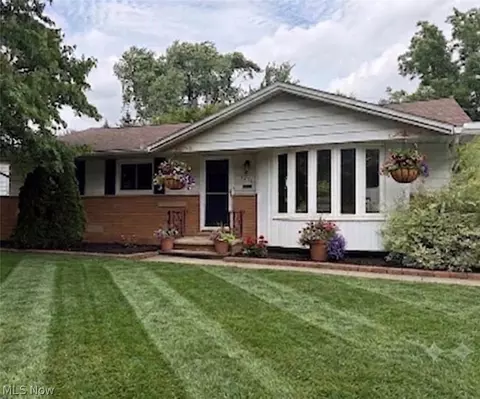 6671 Kingsdale Blvd, Parma Heights, OH 44130