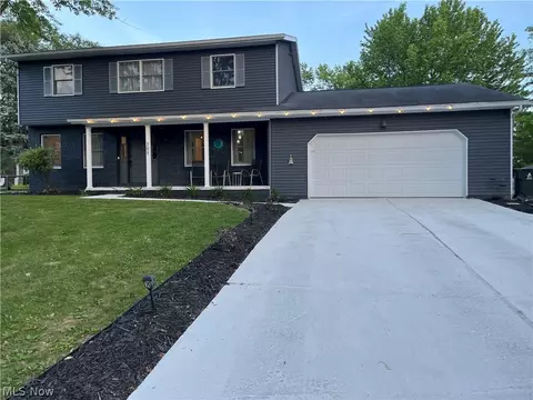 389 Tulip Trl, Wadsworth, OH 44281