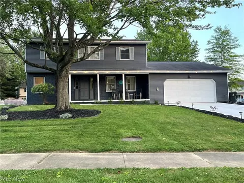 389 Tulip Trl, Wadsworth, OH 44281