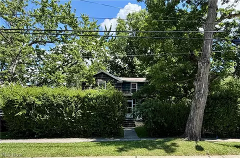 267 N Pleasant St, Oberlin, OH 44074