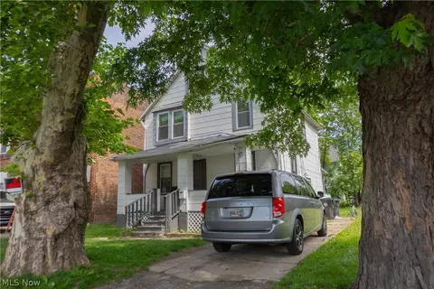 14305 Sylvia Ave, Cleveland, OH 44110