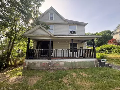 34 Montgomery, Youngstown, OH 44506