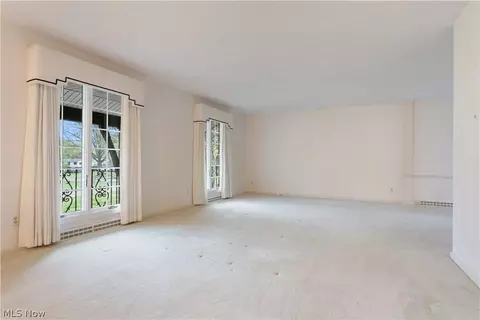2240 Devonshire Dr NW, Canton, OH 44708 photo 3