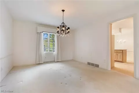2240 Devonshire Dr NW, Canton, OH 44708 photo 6