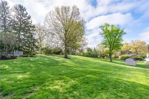 2240 Devonshire Dr NW, Canton, OH 44708 photo 34