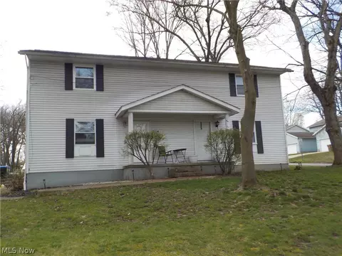 944 Tallmadge Rd, Cuyahoga Falls, OH 44221