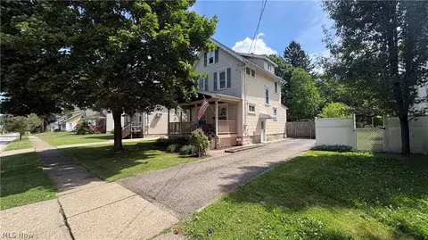 2559 6th St, Cuyahoga Falls, OH 44221