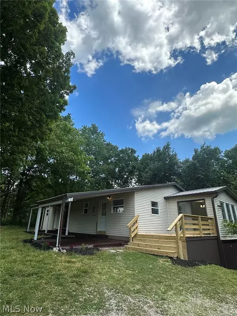 2100 Us Highway 33, Shade, OH 45776