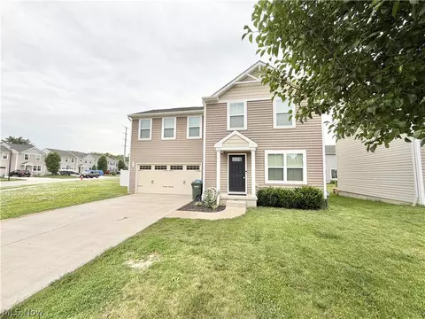 117 Fall Lake Ln, Amherst, OH 44001