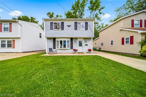 7519 Pinehurst Dr, Mentor On The Lake, OH 44060