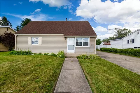 128 Pembroke Rd, Steubenville, OH 43953
