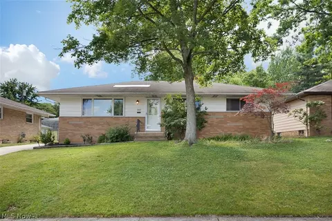 6417 Fordham Dr, Parma, OH 44129
