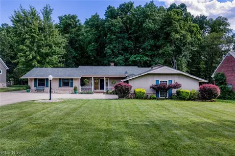 3270 Harris Rd, Broadview Heights, OH 44147