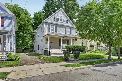 405 Silver St, Akron, OH 44303