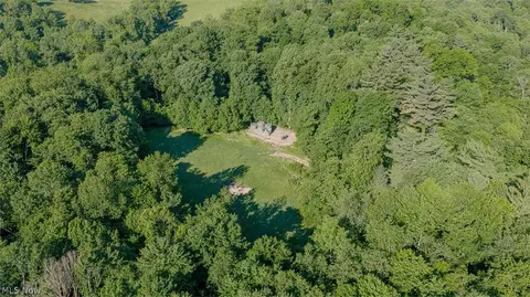 20300 County Road 6, Coshocton, OH 43812
