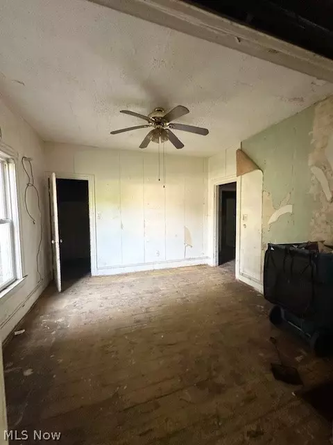 2144 Beech Ave, Lorain, OH 44052 photo 2