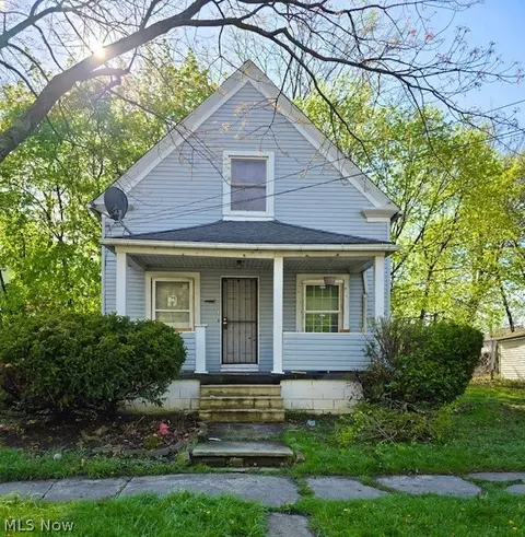 2144 Beech Ave, Lorain, OH 44052