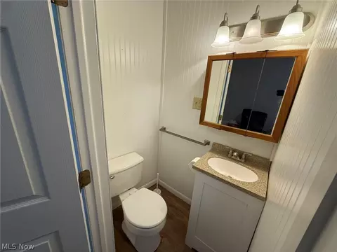 Bath - 520 E 4th St, Dover, OH 44622 photo 1 of 3
