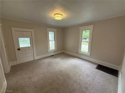 520 E 4th St, Dover, OH 44622 photo 10