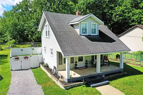 23 Massachusetts Ave, Poland, OH 44514