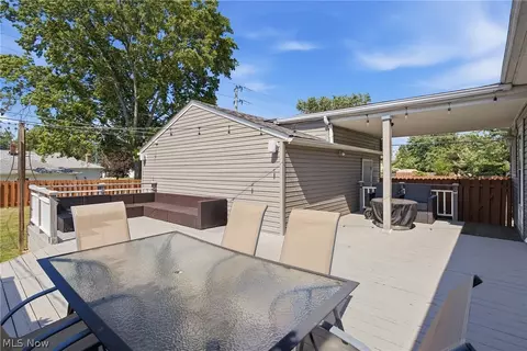 Exterior - 10860 Aaron Dr, Parma, OH 44130 photo 5 of 11