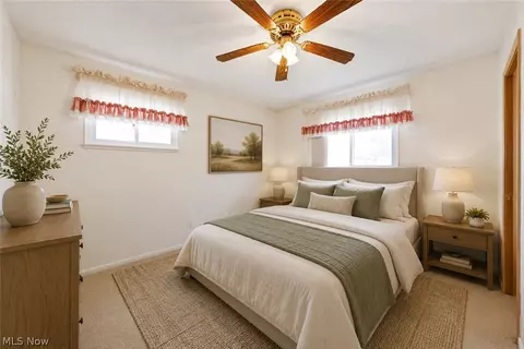Bedroom - 6130 Smith Rd, Brook Park, OH 44142 photo 1 of 7