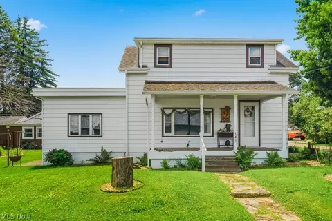 545 6th St, Carrollton, OH 44615