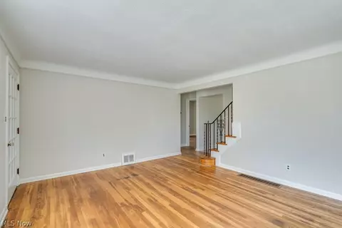 Living - 344 E 250th St, Euclid, OH 44132 photo 4 of 5