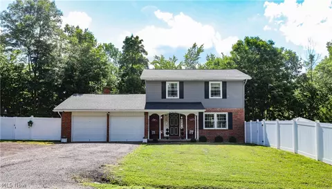 543 Briarcliff Ave NE, Alliance, OH 44601