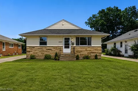 4557 W 223rd St, Fairview Park, OH 44126