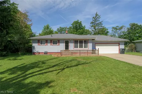 1528 Diana Dr, Brunswick, OH 44212