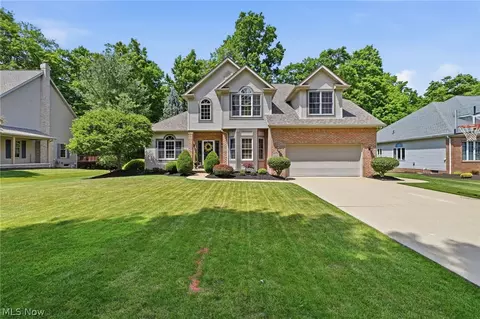 1221 Ty Dr, Medina, OH 44256