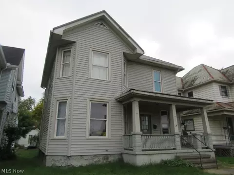 1326 Maple Ave, Zanesville, OH 43701