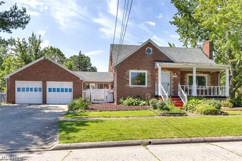3203 Oakdale Ave, Lorain, OH 44055