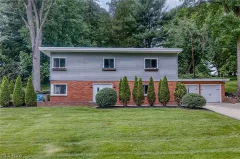 145 Brookdell Dr NW, North Canton, OH 44720