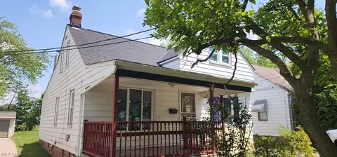 14809 Rockside Rd, Maple Heights, OH 44137