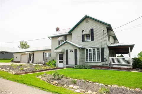 8936 Massillon Rd, Dundee, OH 44624