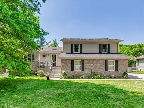 604 Inverness Rd, Akron, OH 44313
