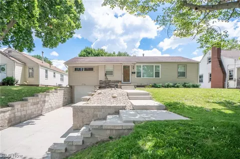 184 Ambrose Ave NW, Canton, OH 44708