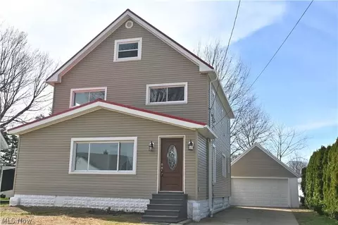 799 Buffalo St, Conneaut, OH 44030