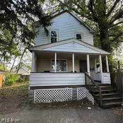 1977 W 77th St, Cleveland, OH 44102