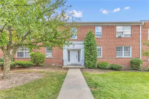 3279 Warrensville Center Rd #15D, Beachwood, OH 44122