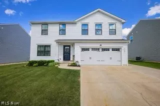 5233 Witner St, Barberton, OH 44203