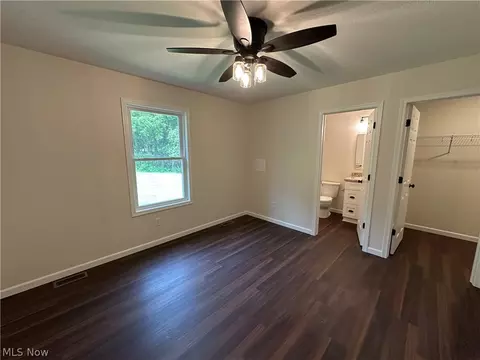 Bedroom - 43 Narcissa Ave, Struthers, OH 44471 photo 1 of 6