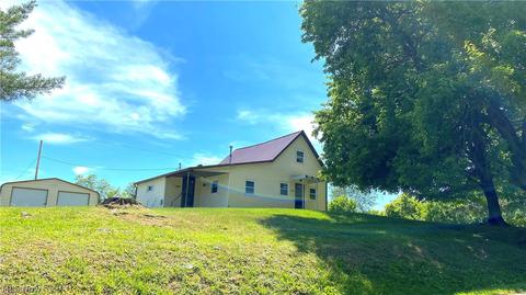5285 Federal Rd, Coolville, OH 45723