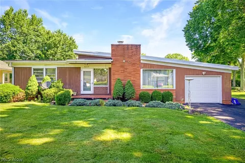 8259 Walter St NW, Massillon, OH 44646